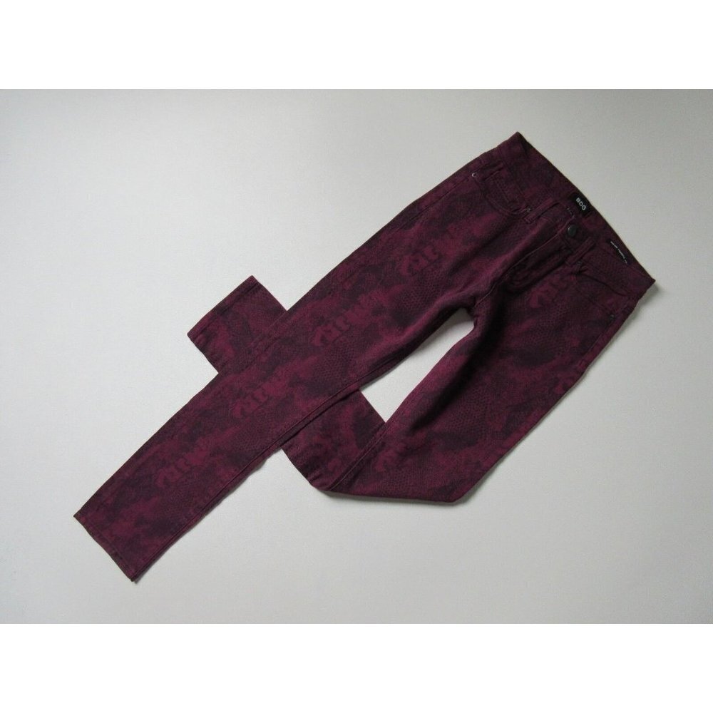 NWT BDG High Rise Cigarette Ankle in Beet Red Snakeskin Python Stretch Jeans 25